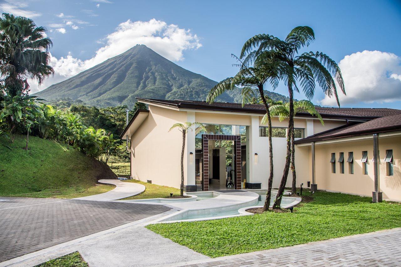 Hotel Lomas Del Volcan La Fortuna Екстериор снимка