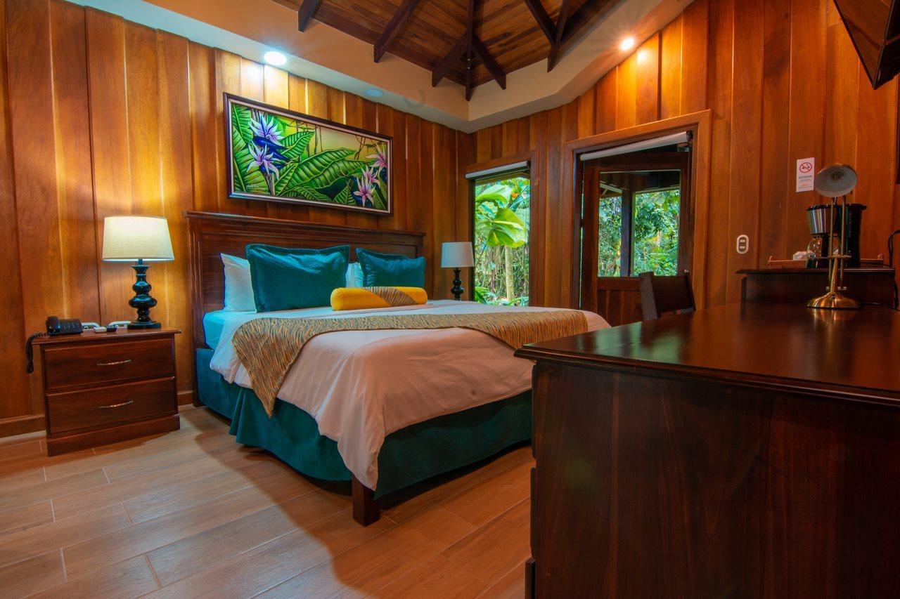 Hotel Lomas Del Volcan La Fortuna Екстериор снимка