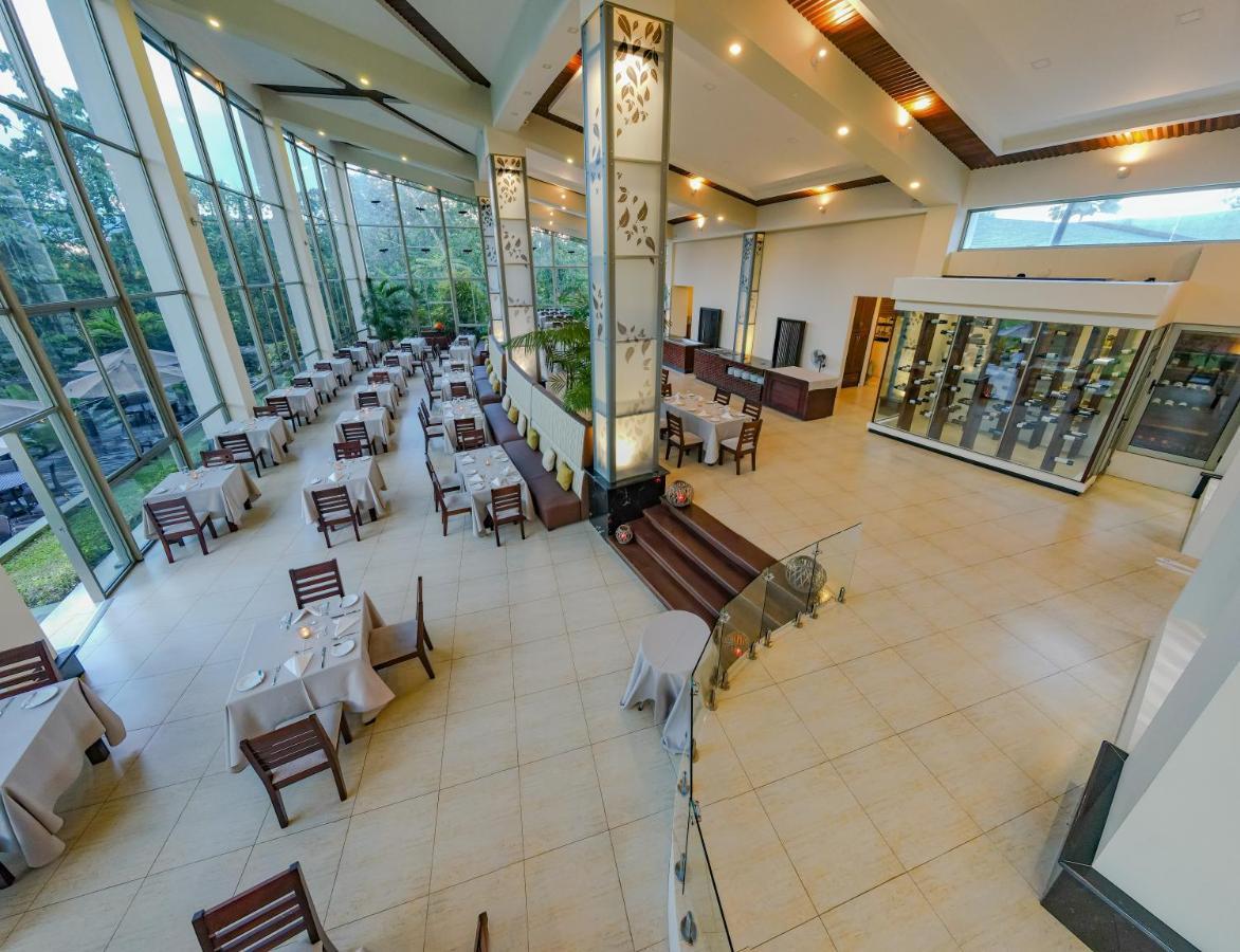 Hotel Lomas Del Volcan La Fortuna Екстериор снимка