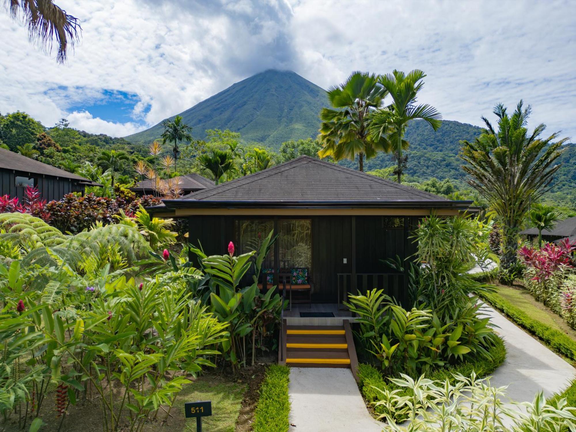 Hotel Lomas Del Volcan La Fortuna Екстериор снимка